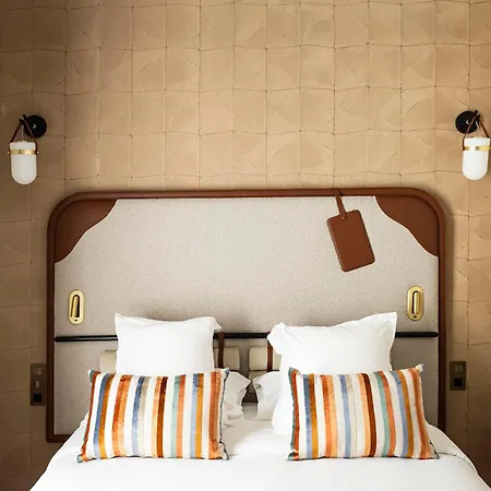 Hiro 4* Paris