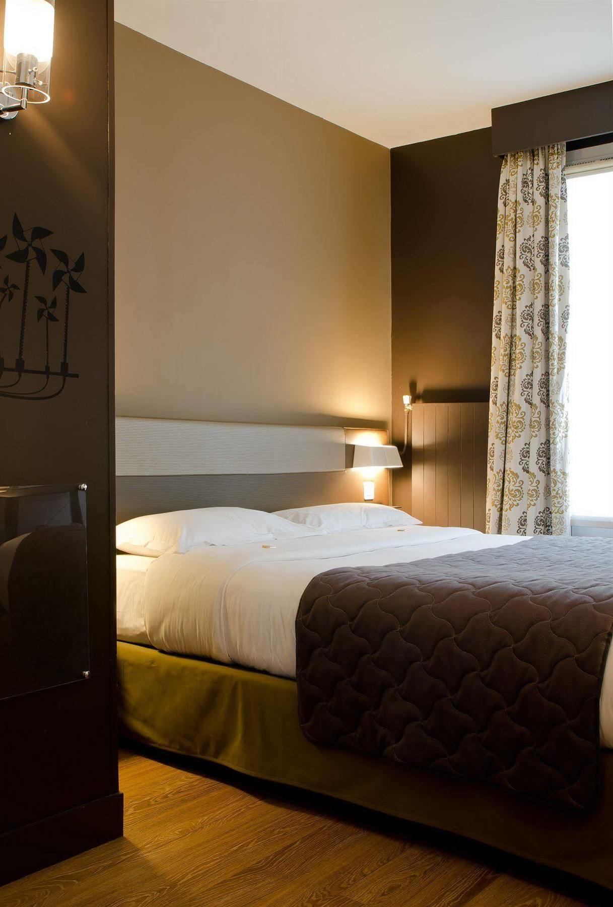 Hotel Hôtel Tivoli 4*